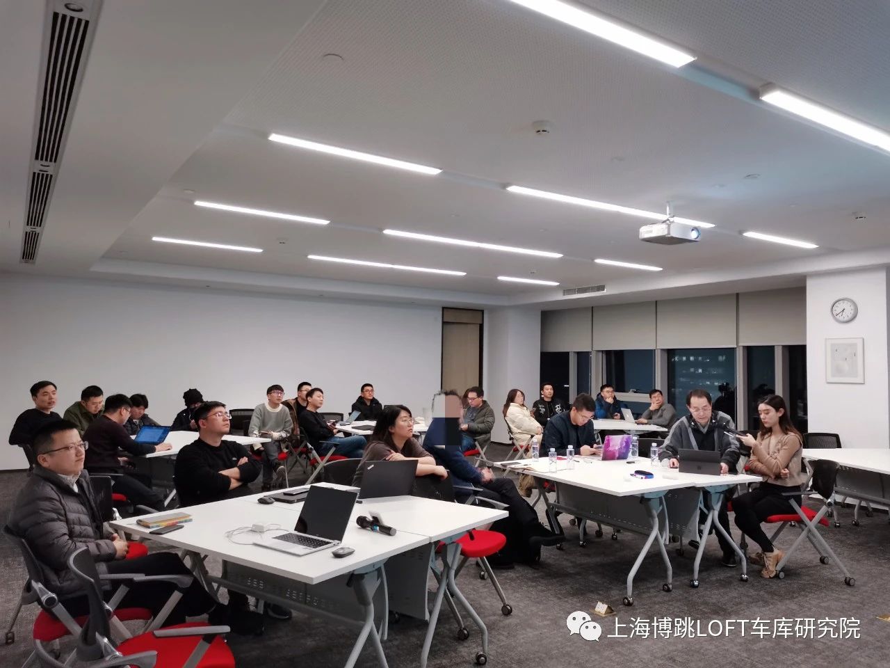 中卫杭州LOFT车库专题会